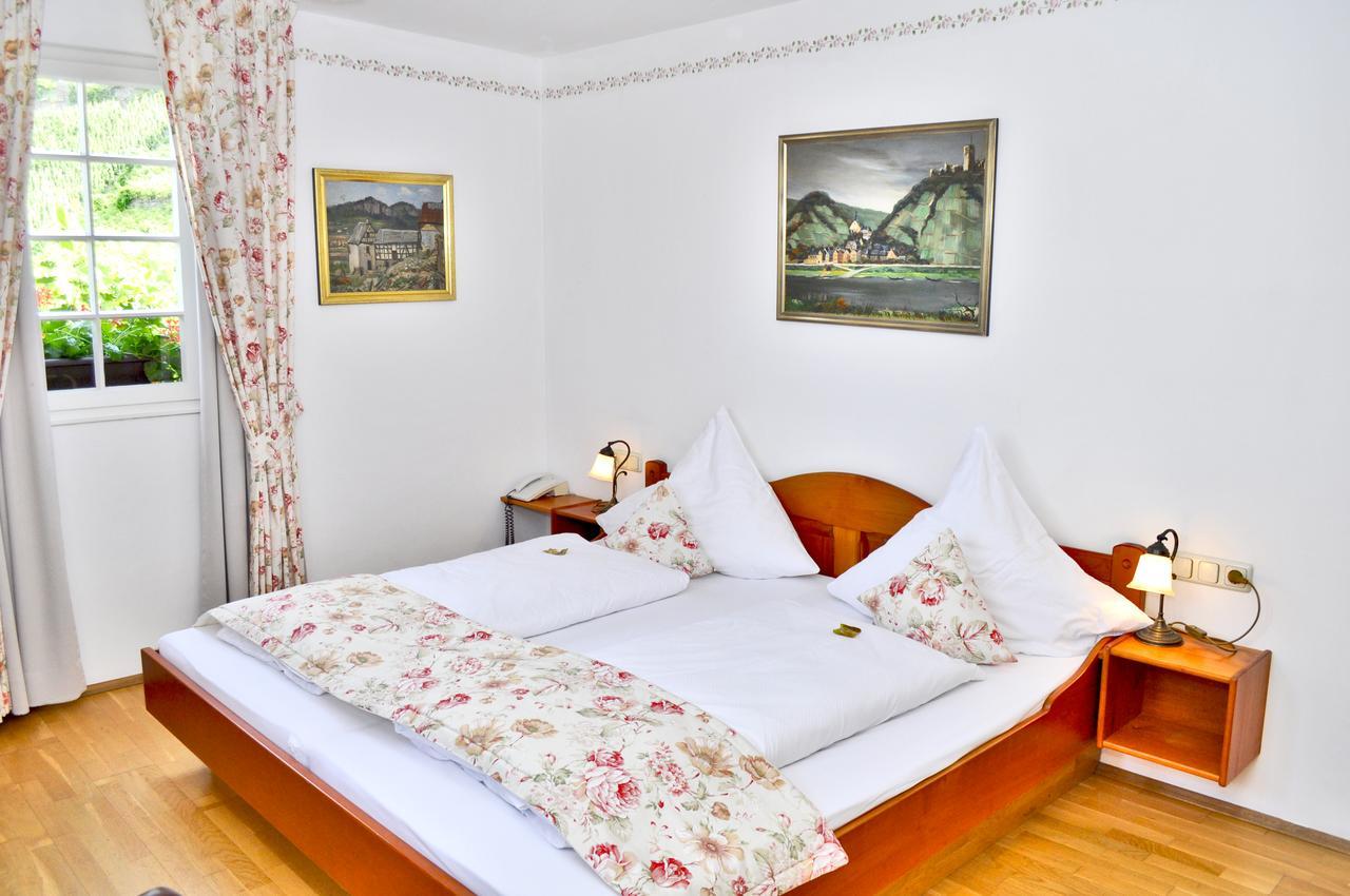 Altes Zollhaus Bed & Breakfast Beilstein  Bagian luar foto